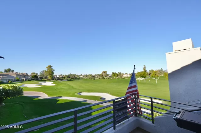 MLS: 6905395 Condo For Sale