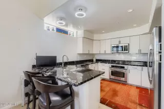 Photo #5: 6905395 Listing 