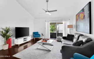 Photo #2: 6905417 Listing 