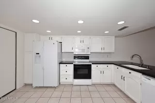 Photo #2: 6905451 Listing 