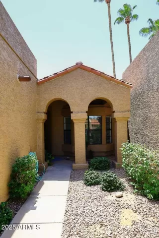 Photo #4: 6905451 Listing 