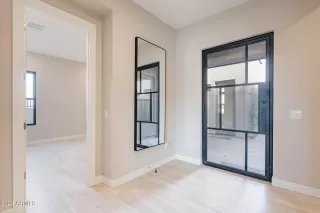 Photo #6: 6905551 Listing