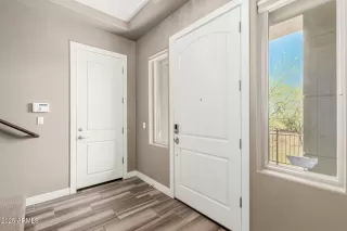 Photo #5: 6905816 Listing 