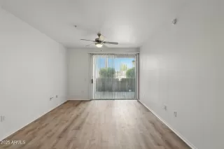 Photo #4: 6905846 Listing 