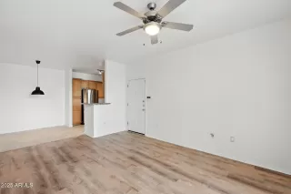 Photo #6: 6905846 Listing 