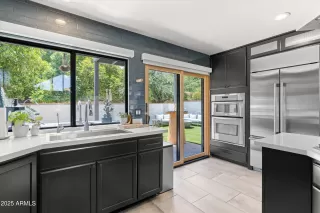 Photo #6: 6906162 Listing