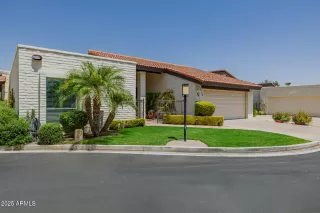 Photo #2: 6906240 Listing