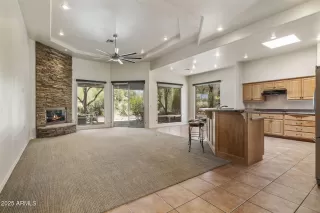 Photo #4: 6906351 Listing