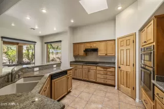 Photo #6: 6906351 Listing