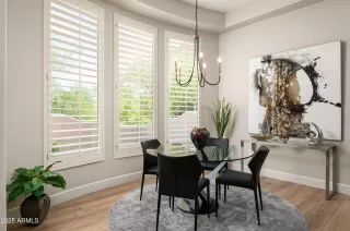 Photo #6: 6906366 Listing 