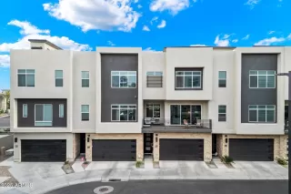 Photo #3: 6906531 Listing 