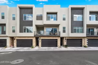 Photo #4: 6906531 Listing 