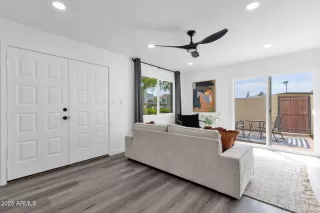 Photo #3: 6906794 Listing 