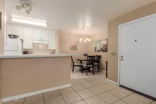 Photo #4: 6906870 Listing 