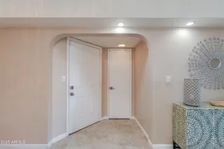 Photo #6: 6907212 Listing 