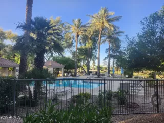 Photo #3: 6907231 Listing