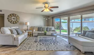 Photo #3: 6907248 Listing 