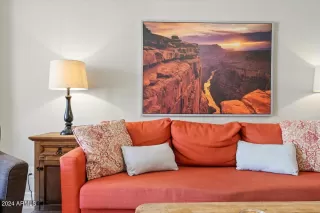 Photo #5: 6907391 Listing 