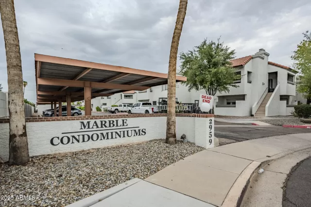 MLS: 6907549 Condo For Sale