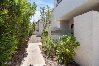 Photo #2: 6907549 Listing 