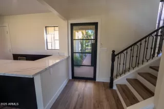 Photo #5: 6907655 Listing