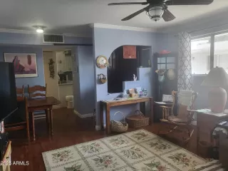 Photo #4: 6907840 Listing 