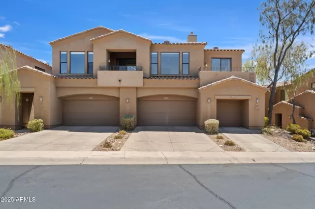 MLS: 6908046 Condo For Sale