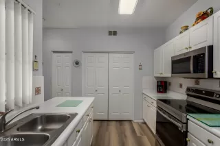 Photo #5: 6908175 Listing 