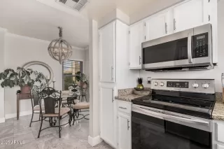 Photo #6: 6908225 Listing 