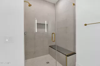 Photo #5: 6908513 Listing 