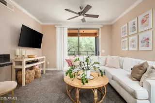 Photo #5: 6908581 Listing 