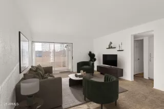 Photo #3: 6908795 Listing 