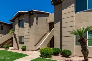 Photo #3: 6908832 Listing