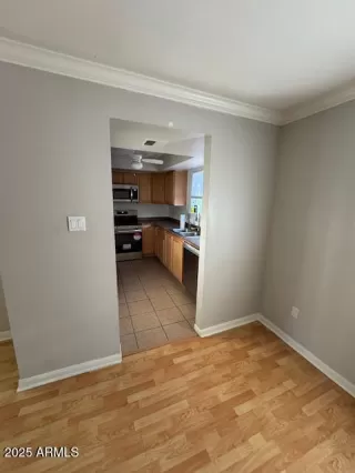 Photo #6: 6908987 Listing