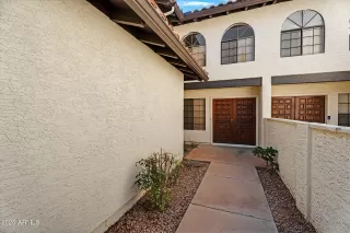 Photo #3: 6909134 Listing 