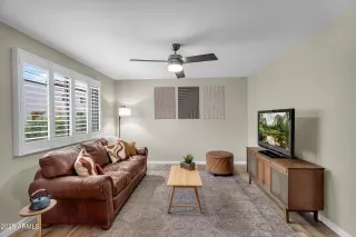 Photo #5: 6909165 Listing 