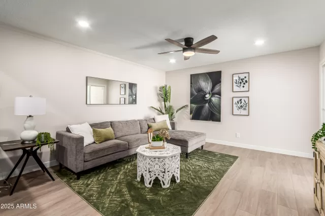 MLS: 6909350 Condo For Sale