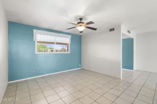 Photo #6: 6909431 Listing