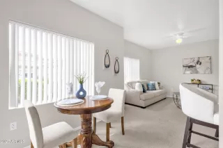 Photo #2: 6909507 Listing