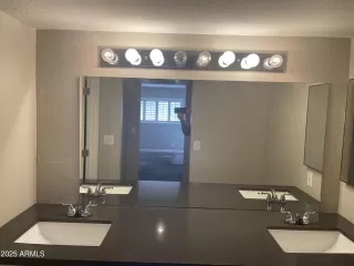 Photo #4: 6909626 Listing 