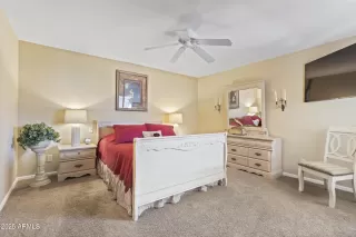 Photo #6: 6909657 Listing