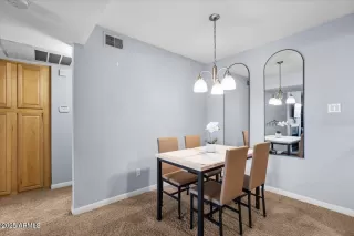 Photo #2: 6910053 Listing