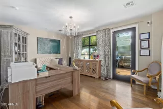 Photo #6: 6910122 Listing 