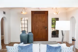 Photo #1: 6910268 Listing 