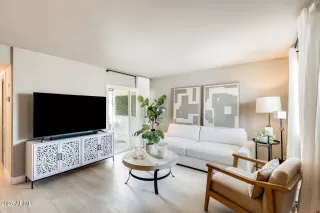 Photo #1: 6910430 Listing 