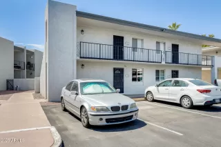 Photo #6: 6910430 Listing 