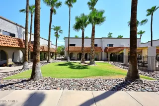 Photo #3: 6910496 Listing