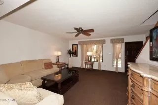Photo #4: 6910496 Listing