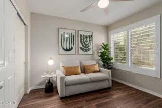 Photo #5: 6910545 Listing