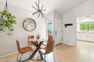 Photo #6: 6910656 Listing